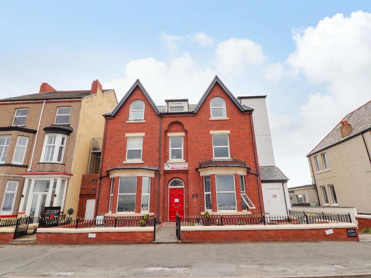 Ty Uchaf Apartment Rhyl Exterior foto