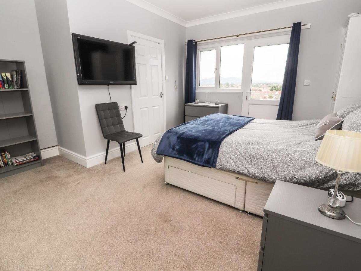 Ty Uchaf Apartment Rhyl Exterior foto