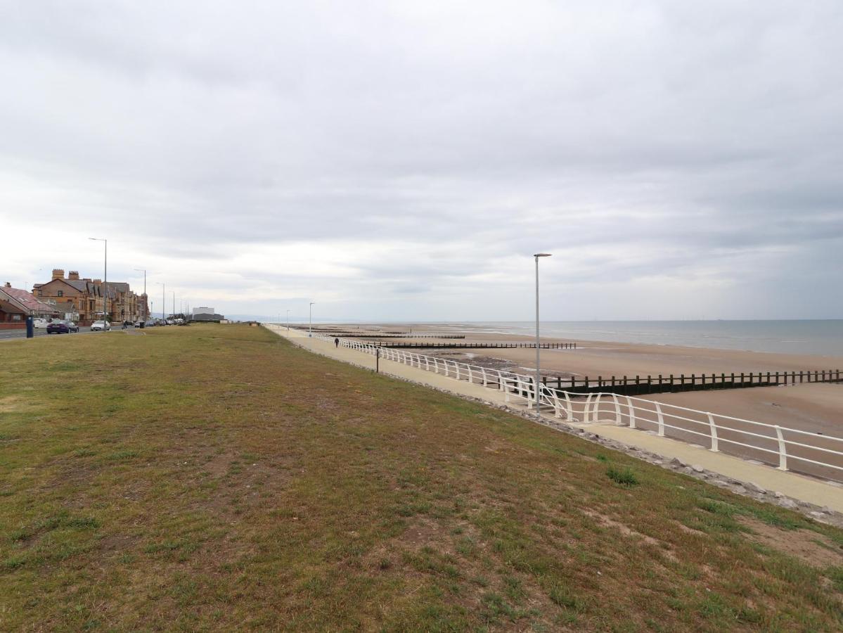 Ty Uchaf Apartment Rhyl Exterior foto